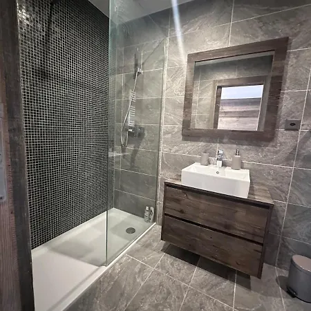 Apartament Spacious Luxury Alpine Duplex In Montana